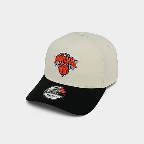 New Era Women's New York Knicks NBA 9FORTY A-Frame Snapback Hat