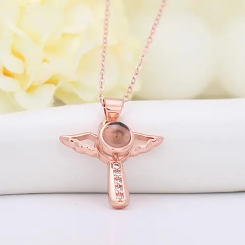 Personalisierte Kette mit Bild im Stein - Flügel Kreuz Anhänger mit Foto, Erinnerung Geschenk für Frauen